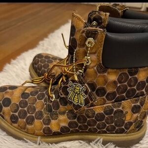 Timberland Honeycomb Pattern Boots